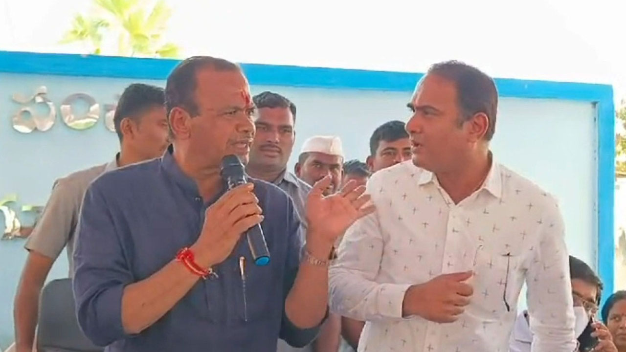 కాంగ్రెస్‌ దౌర్జన్యకాండ