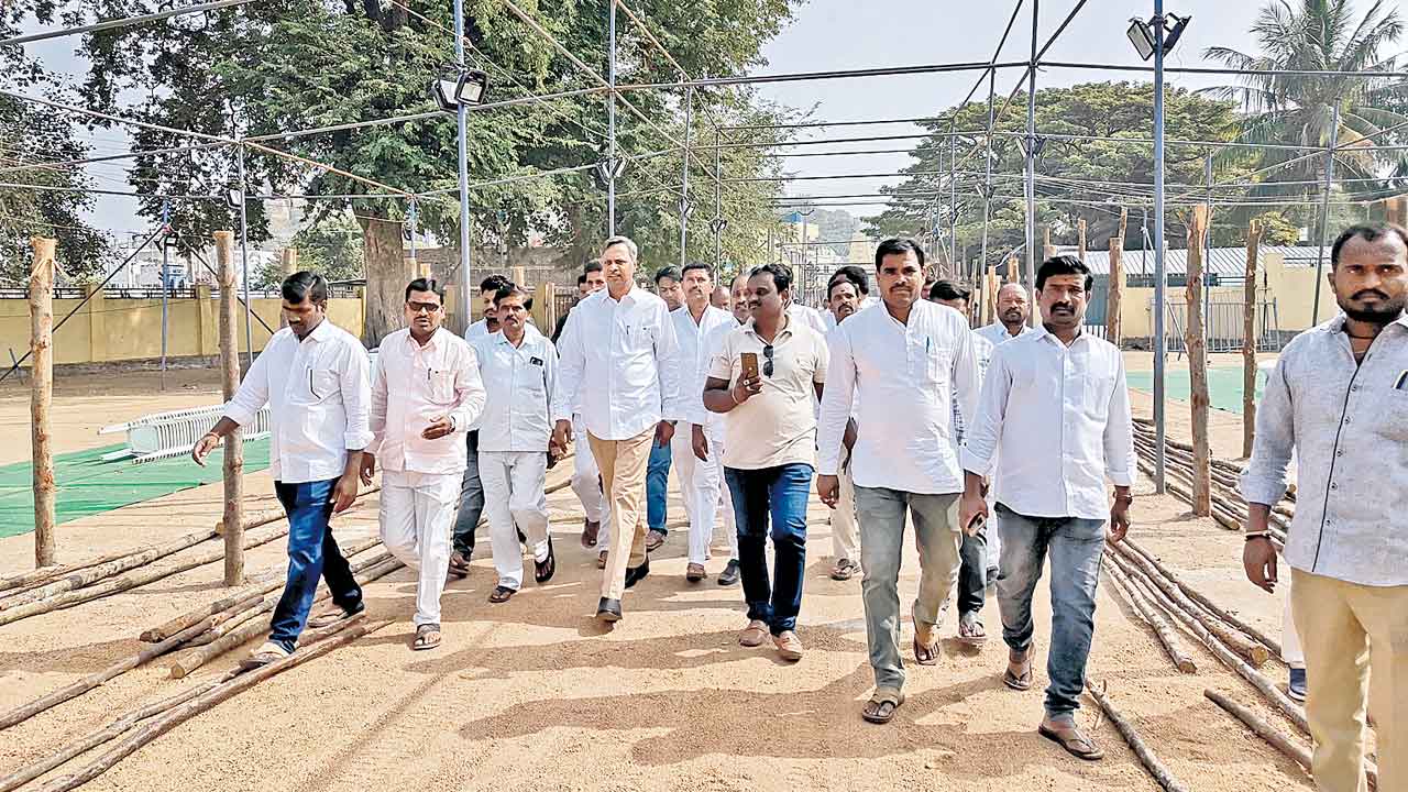 Komuravelli Mallanna | రేపు వైభవంగా కొమురవెల్లి మల్లన్న కల్యాణం