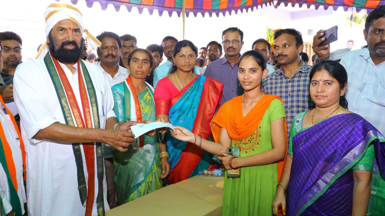 అన్ని గ్రామాలను అభివృద్ధి చేస్తాం