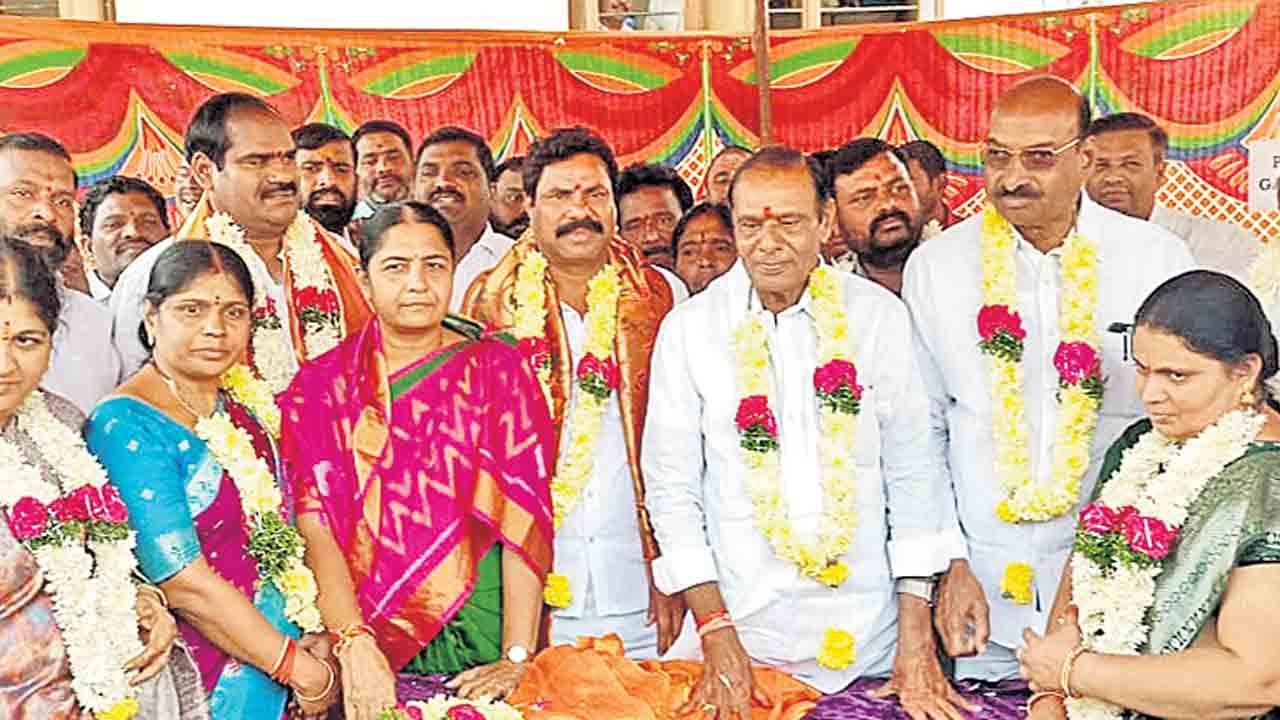 నర్సాపూర్‌ బల్దియా బీఆర్‌ఎస్‌ సొంతం