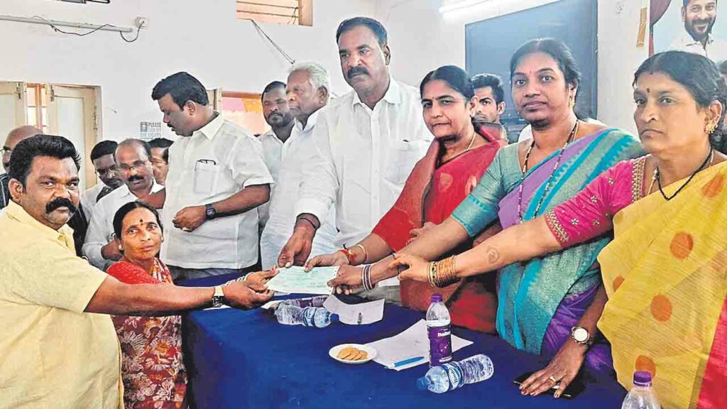 Narsapur Mla Sunitha Lakshm