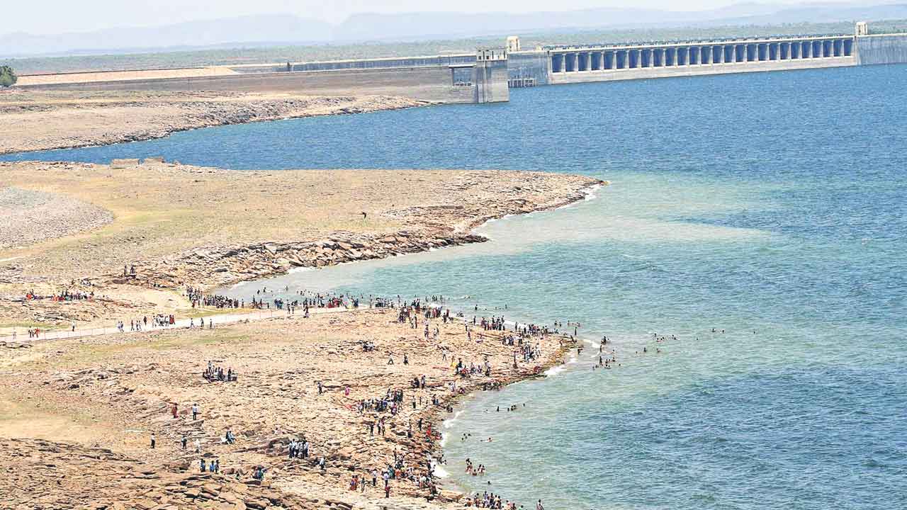 తాగునీటికీ కటకటే