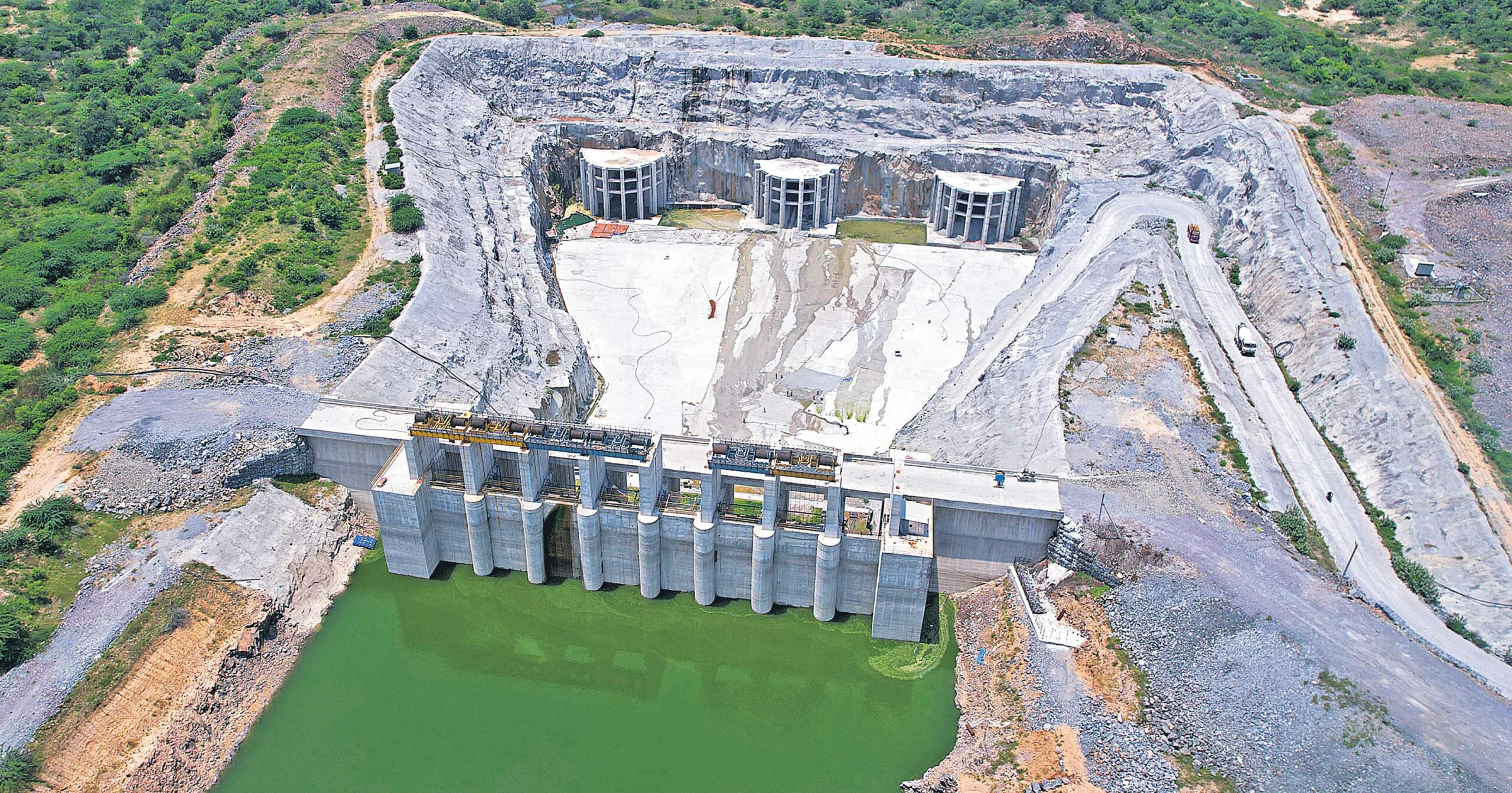 పాలమూరు కాల్వల టెండర్లు రద్దు?