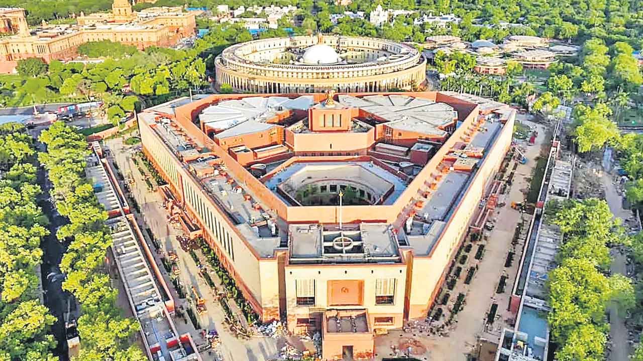 BRS | పార్లమెంట్‌లో బీఆర్‌ఎస్‌ గళం ఎందుకుండాలంటే?