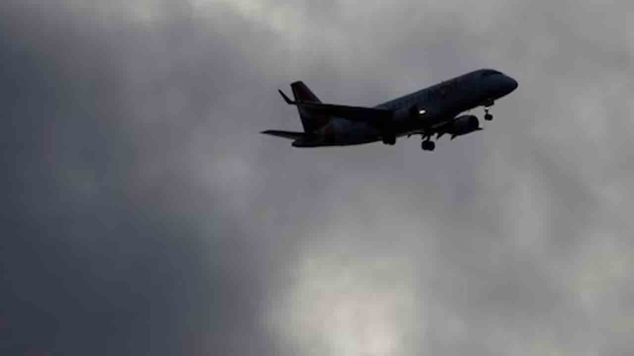 Canada | కుప్పకూలిన కార్మిక విమానం.. ఆరుగురు మృతి