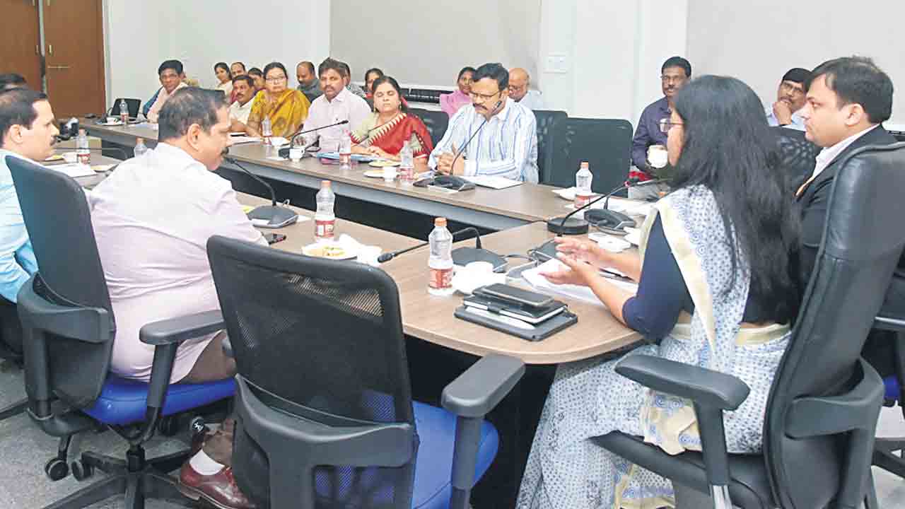 జిల్లా సందర్శనకు జల్‌శక్తి అభియాన్‌ కేంద్ర నోడల్‌ బృందం సభ్యులు