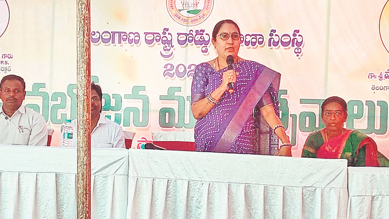 ఆర్టీసీని లాభాల బాటలో నడిపించాలి