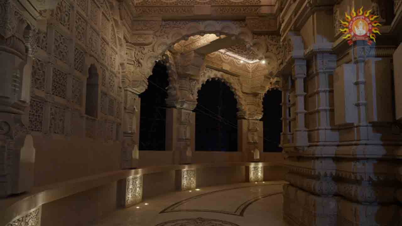 Ayodhya Ram Mandir | రాత్రి సమయంలో రామ మందిరం ఇలా ఉంటుంది.. ఫొటోలు షేర్‌ చేసిన ట్రస్ట్‌