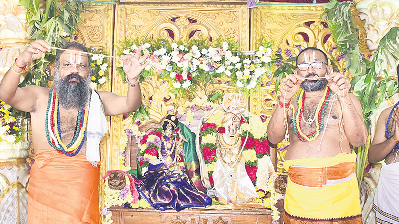 కమనీయం.. గోదారంగనాథుల కల్యాణం