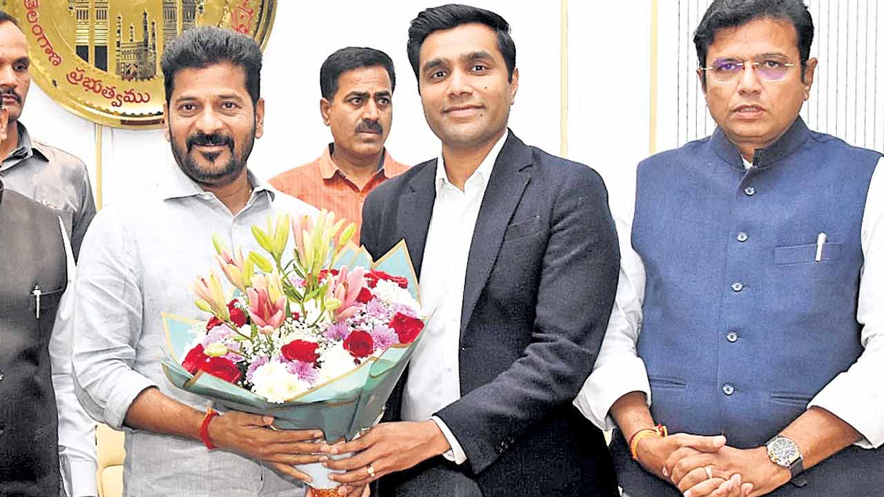 CM Revanth Reddy | సీఎంతో ‘అదానీ’ భేటీ.. రాష్ట్రంలో పెట్టుబడులు పెట్టేవారికి అన్నివిధాలా సహకరిస్తామని రేవంత్‌రెడ్డి హామీ