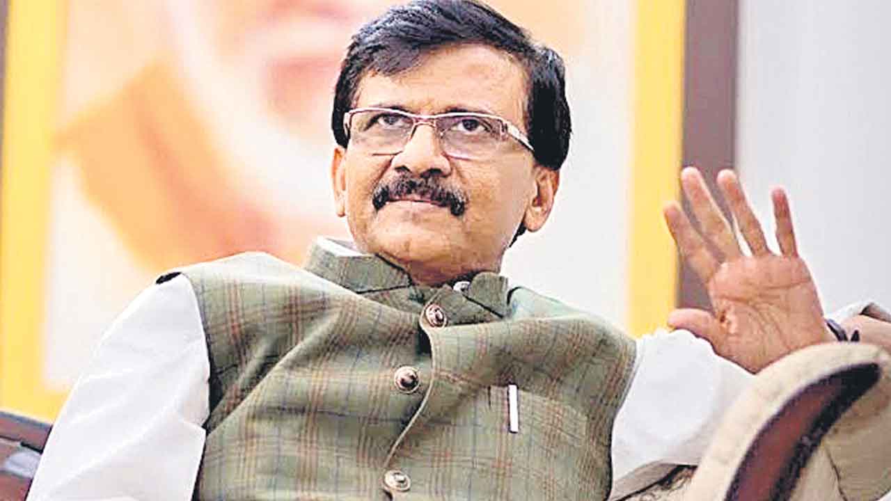 సొంత పార్టీ పెట్టే దమ్ముందా?