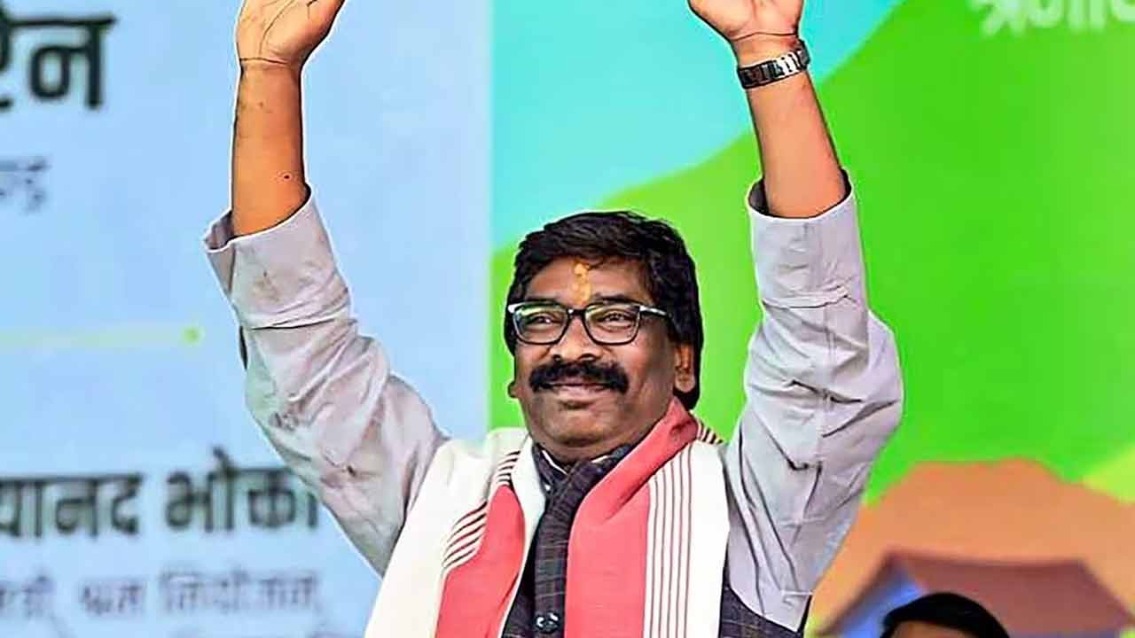 Hemant Soren | ఢిల్లీ విమానాశ్రయంలో హేమంత్‌ సోరెన్‌ చార్టర్డ్‌ విమానం.. ఆచూకీలేని జార్ఖండ్‌ సీఎం