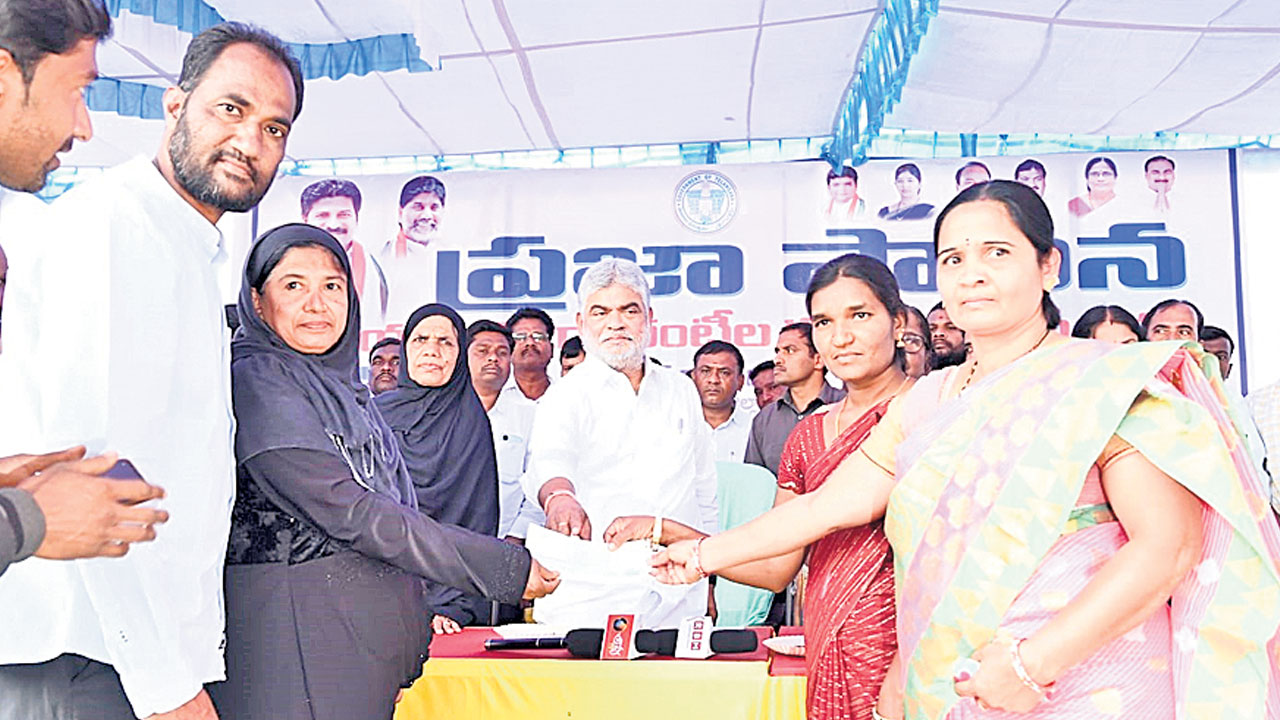 నియోజకవర్గాన్ని అన్ని విధాలుగా అభివృద్ధిచేస్తాం