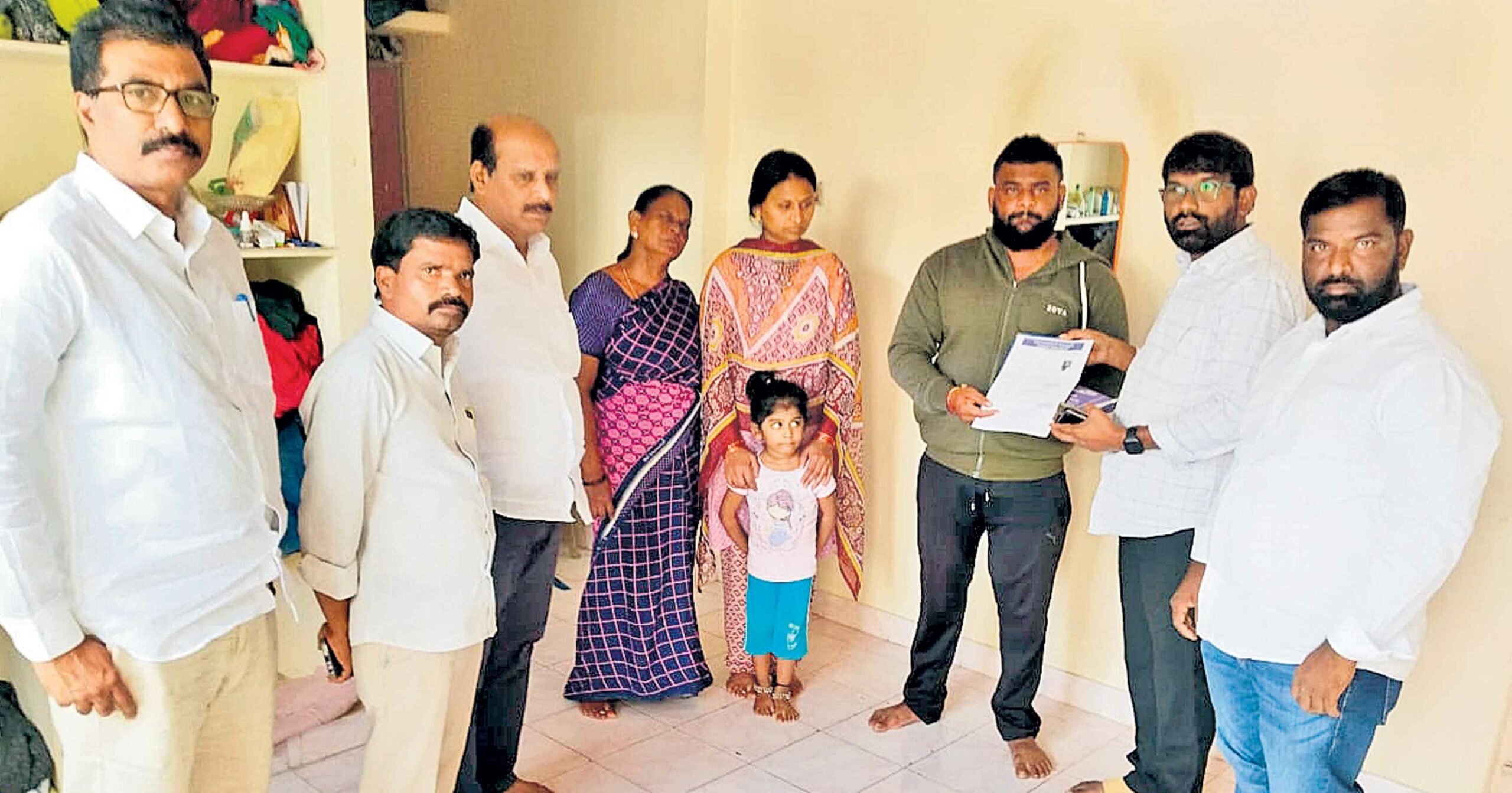 సతీశ్‌ ఆత్మహత్యకు కాంగ్రెస్సే కారణం