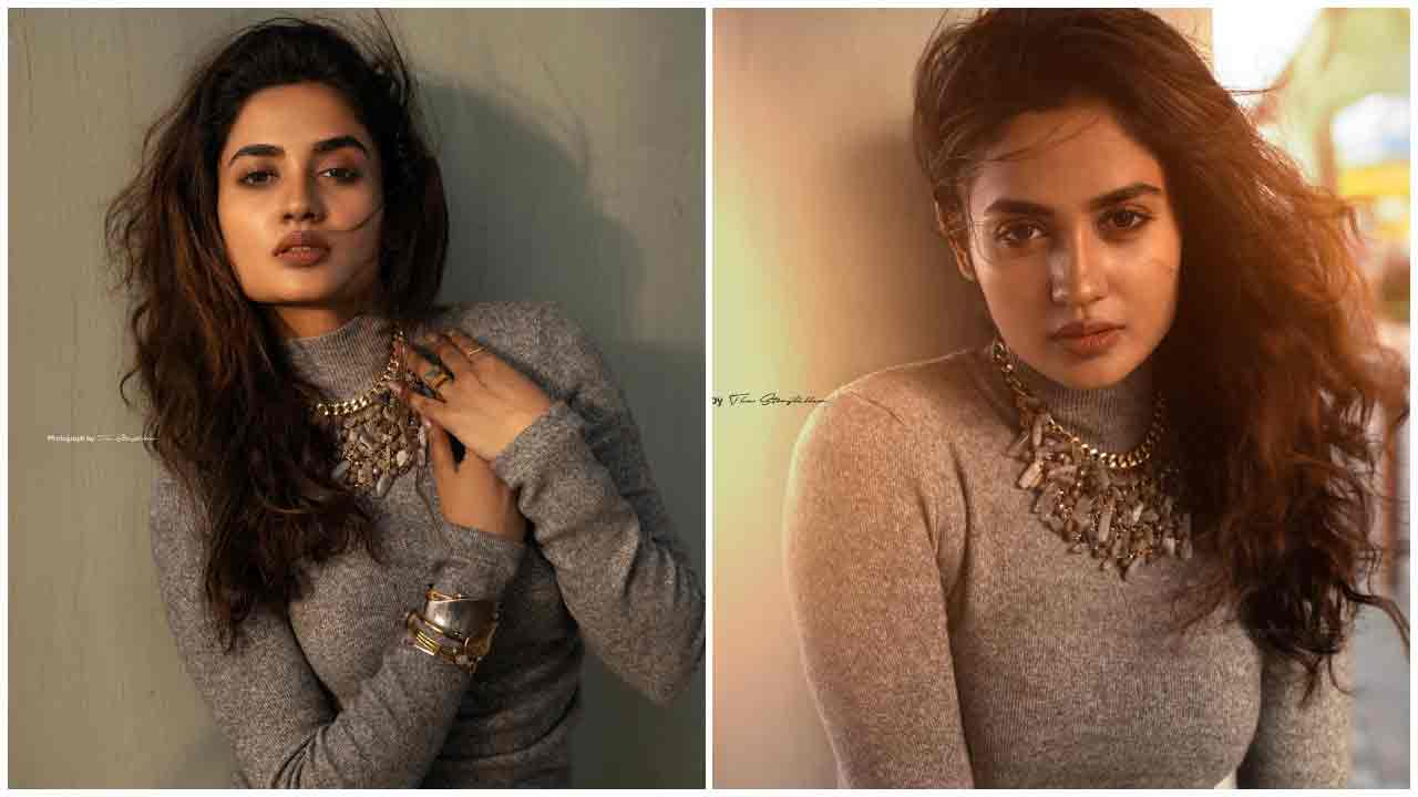 Teju Ashwini | గ్లామర్ అందాలతో సెగలు పుట్టిస్తున్న తేజు అశ్విని..