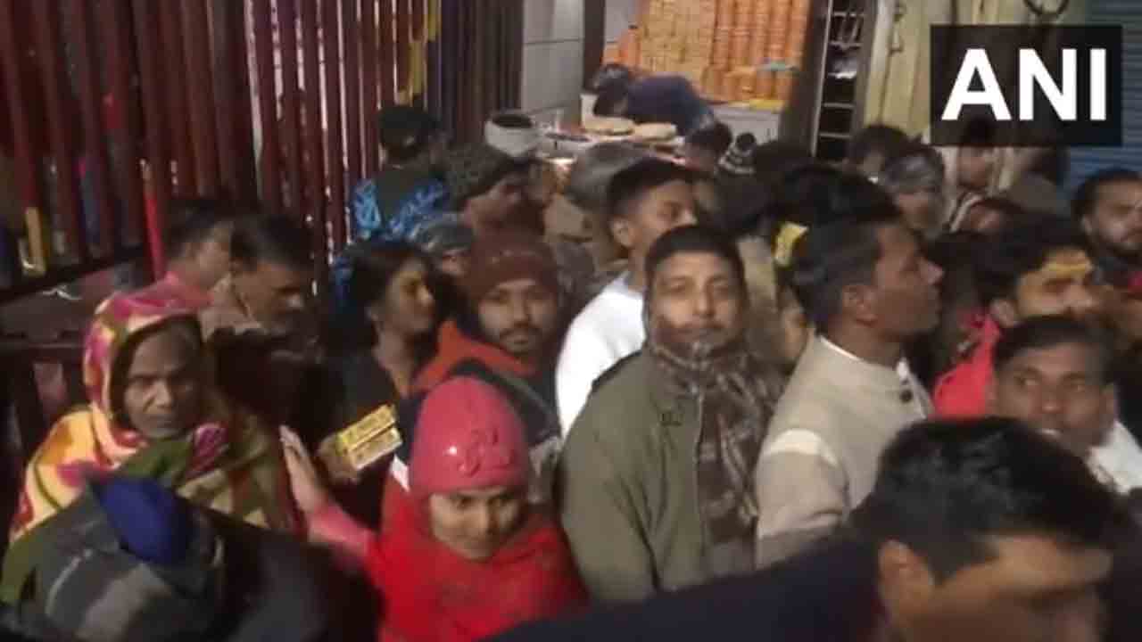 New Year | ఆధ్యాత్మిక శోభ.. కొత్త ఏడాది భక్తులతో కిటకిటలాడుతున్న ఆలయాలు