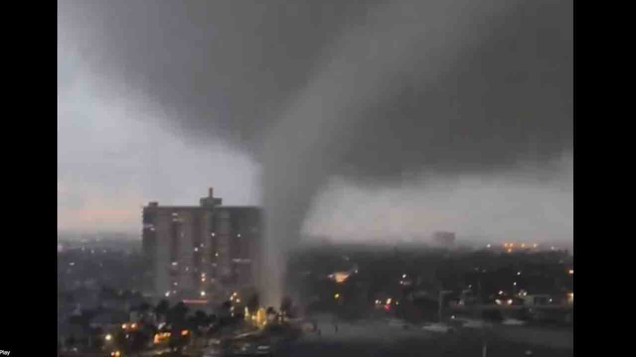 Tornado | ఫ్లోరిడాలో బీభత్సం సృష్టించిన టోర్నడో.. Video