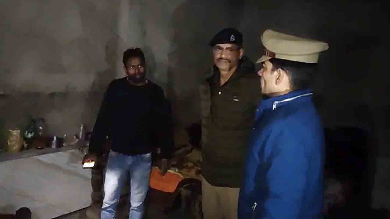 Uttar Pradesh | రాత్రి ఇంట్లో నిద్రపోయిన చిన్నారులు.. తెల్లారేసరికి విగతజీవులుగా మారారు