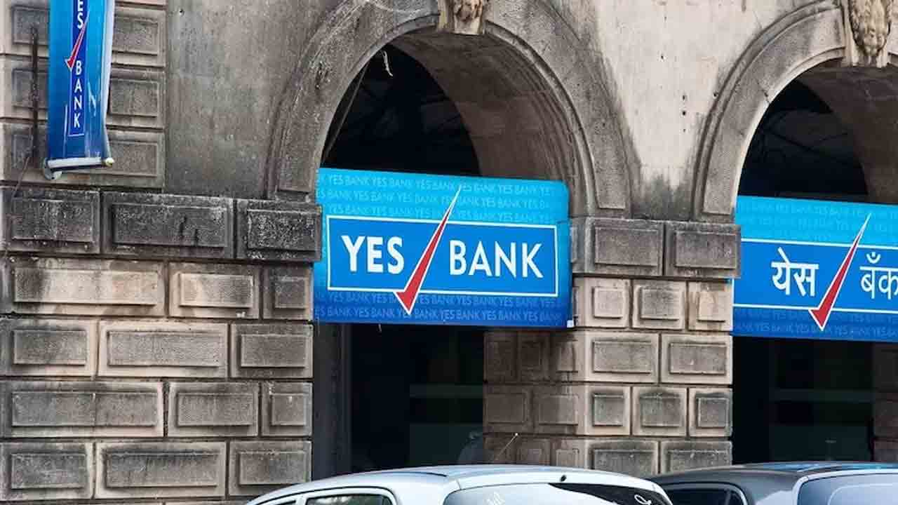 Yes Bank | యెస్‌ బ్యాంకుకు భారీ జరిమానా.. ట్యాక్స్‌ నోటీసులిచ్చిన జీఎస్టీ డిపార్టుమెంట్‌