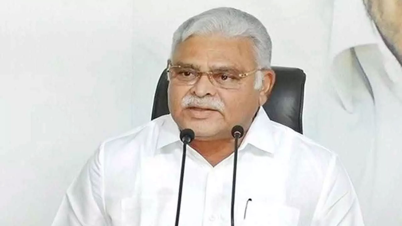 Ambati Rambabu | పవన్‌ సినిమా డైలాగులు చెప్పేందుకే పనికొస్తాడు.. అంబటి రాంబాబు ఎద్దేవా