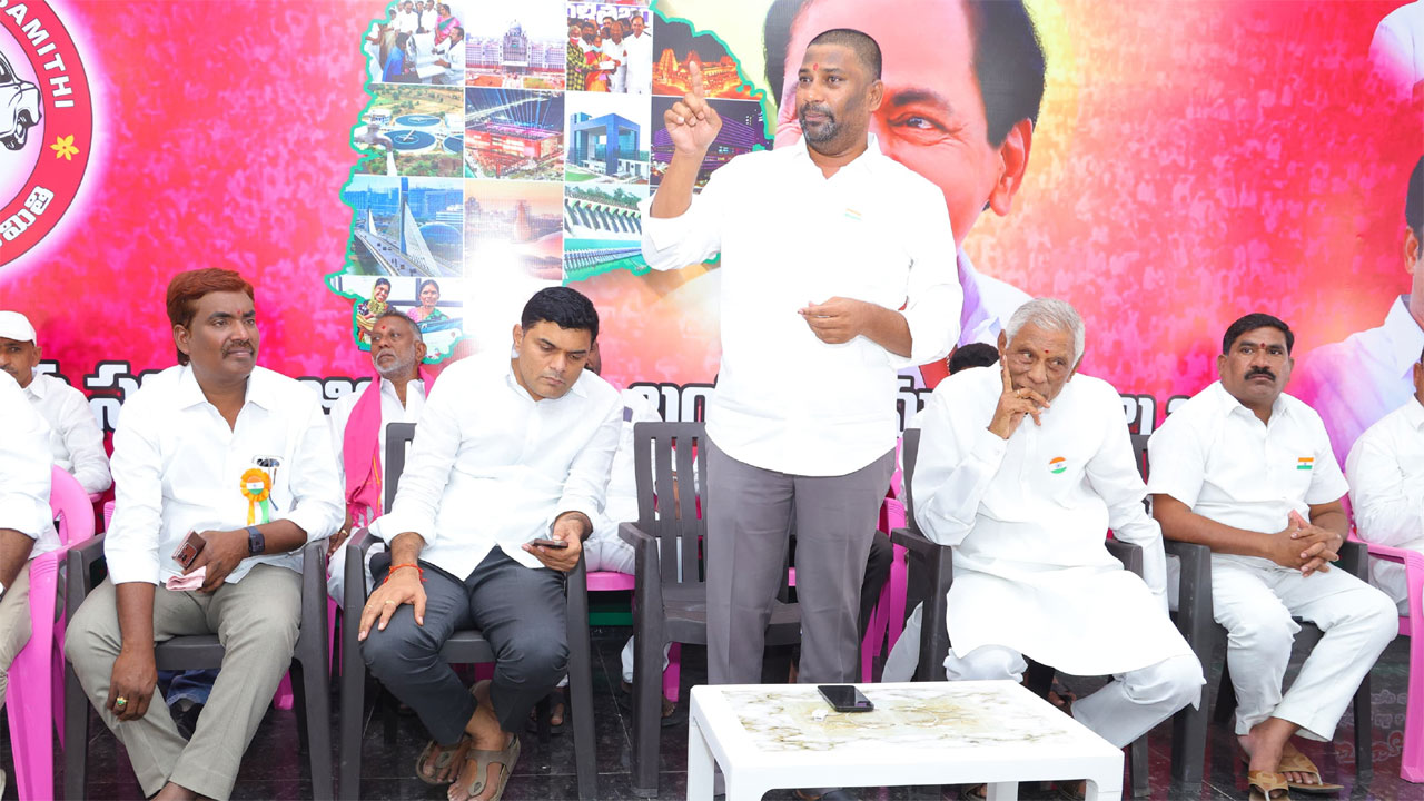 Balka Suman | రైతుబంధు అడిగితే చెప్పులతో కొడుతారా.. బాల్క సుమన్‌ ఫైర్‌