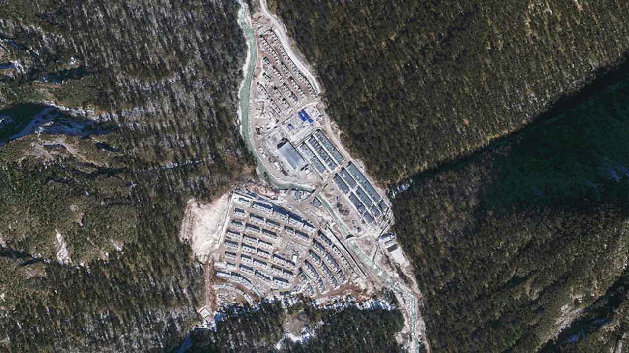 China | భూటాన్‌లో చైనా దురాక్రమణ.. రాజకుటుంబానికి చెందిన భూమిలో టౌన్‌షిప్‌లు