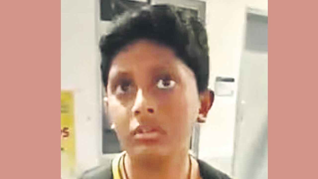 బెంగళూరులో మిస్సింగ్‌.. హైదరాబాద్‌లో ప్రత్యక్షం