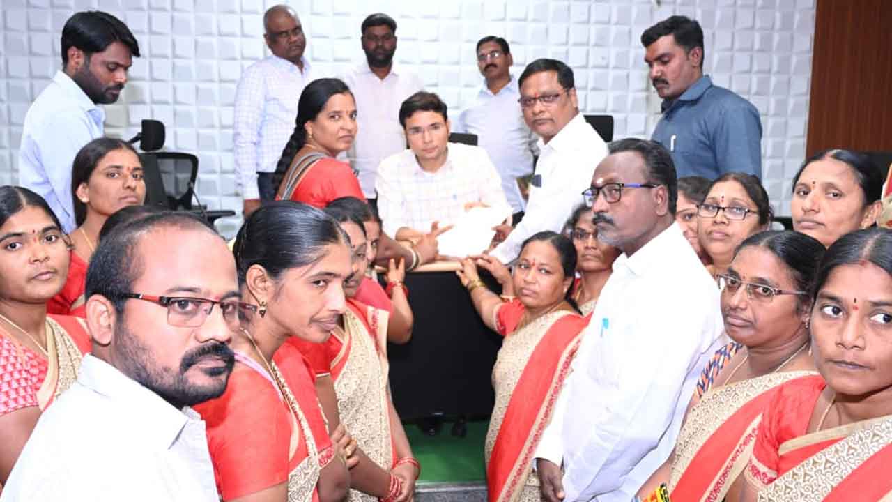 Prajavani | మళ్లీ డ్రా తీస్తే ఉద్యమిస్తాం.. ప్రజావాణిలో లబ్ధిదారుల ఆందోళన