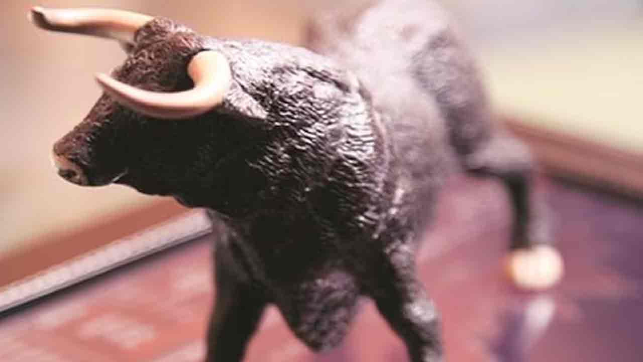 Sensex: దూకిన బుల్‌.. సెన్సెక్స్‌, నిఫ్టీ రికార్డు ట్రేడింగ్