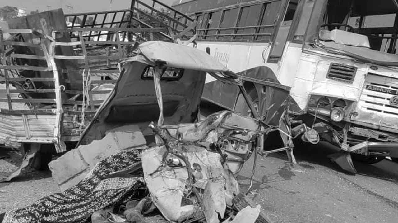 Road accident | నాగర్‌కర్నూల్ జిల్లాలో ఘోర  రోడ్డు ప్రమాదం.. దంపతుల మృతి