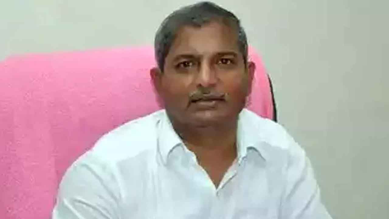 విదేశీ పర్యటనల వివరాలివ్వండి