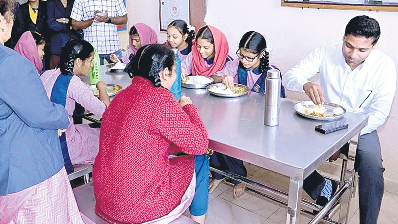 సర్కారు విద్యపై భరోసాకు లంచ్‌ అండ్‌ లర్న్‌