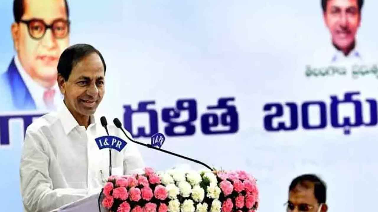 హోల్డ్‌లో దళిత‘బంధు’వులు