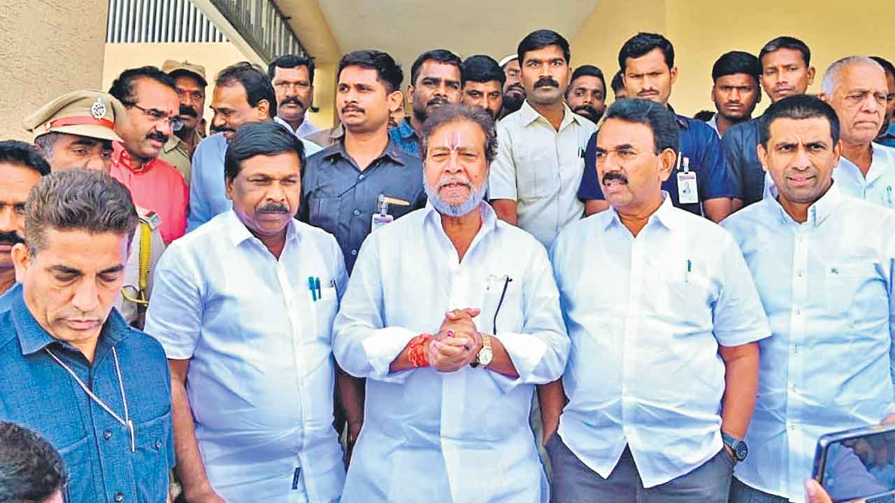 ఎంజీకేఎల్‌ఐ పనులకు రూ.38 కోట్లు