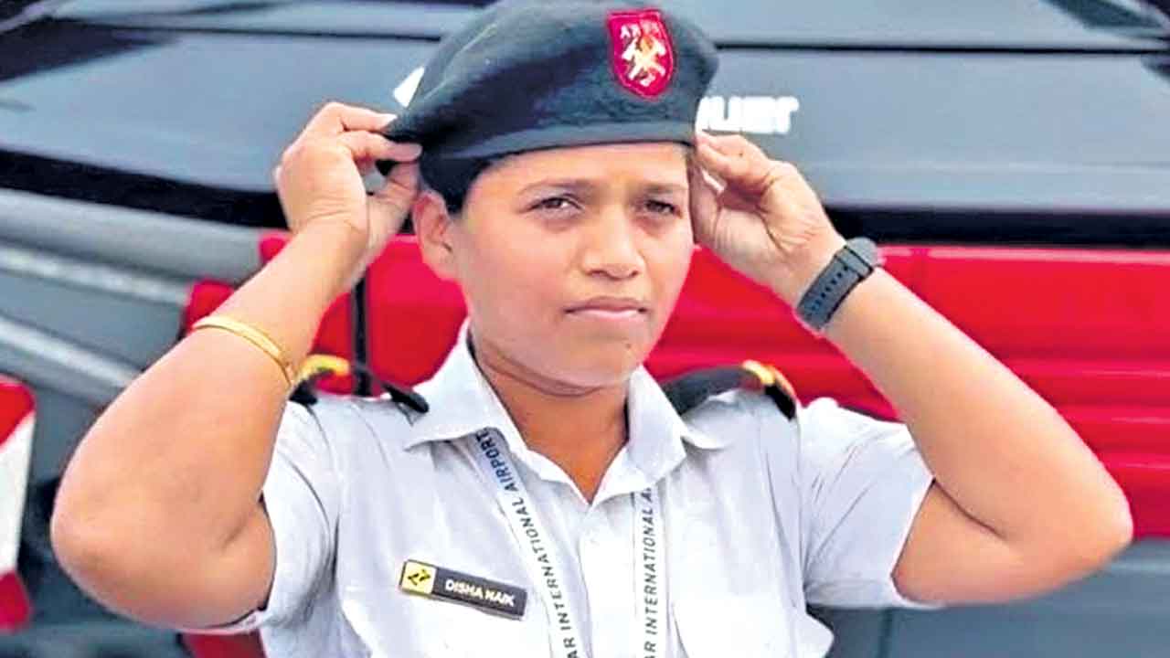 Disha Naik | దిశ నాయక్‌.. దేశంలోనే తొలి మహిళా ఎయిర్‌పోర్ట్‌ ఫైర్‌ ఫైటర్‌