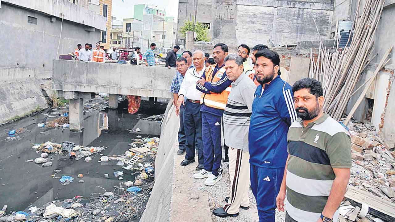 నాలా పనులు పూర్తి చేయండి
