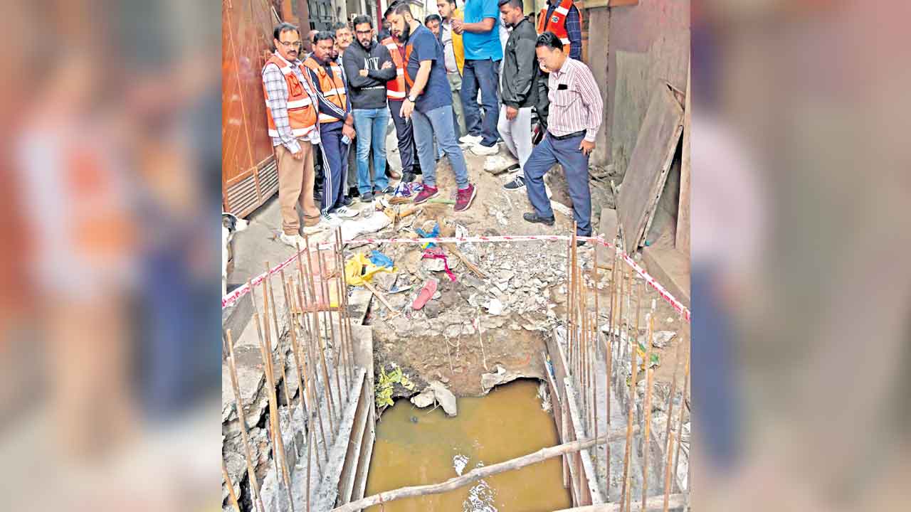 బుల్కాపూర్‌ నాలా బాధితులకుపరిహారం