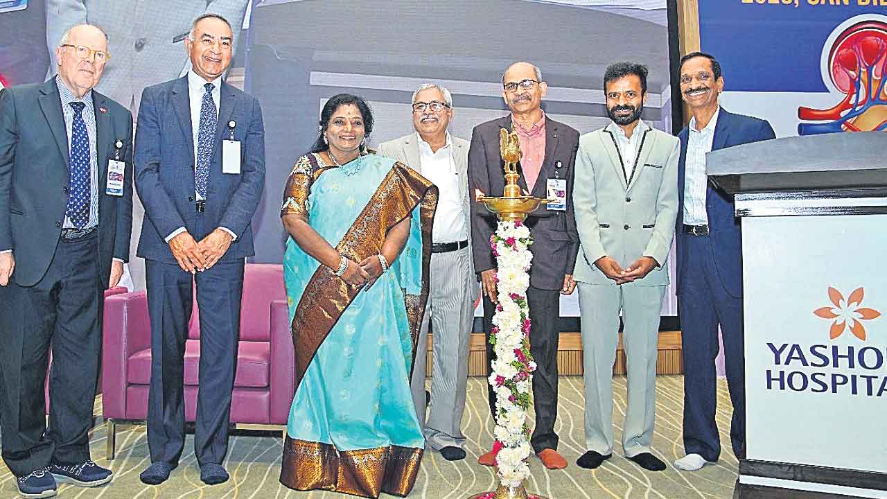 క్రిటికల్‌ కేర్‌ నెఫ్రాలజీపై అంతర్జాతీయ సదస్సు