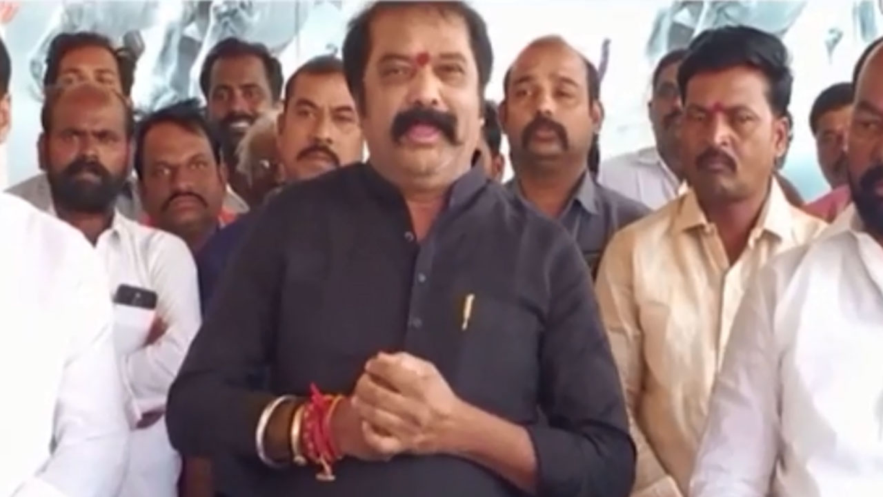 AP News | ఎంపీ టికెట్‌ జేబులో ఉంది.. ఢిల్లీ వెళ్లాలా.. ఇక్కడే ఉండాలా? : ఏపీ మంత్రి సంచలన ప్రకటన