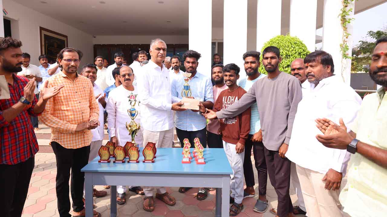 Harish Rao | యువత విద్యతో పాటు క్రీడా నైపుణ్యం పెంపొందించుకోవాలి : హరీశ్‌ రావు