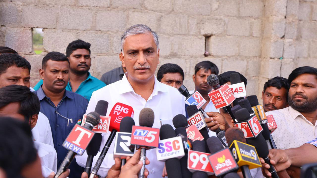 Harish Rao | మాపై బురద జల్లడం మాని.. రాష్ట్ర ప్రయోజనాలపై దృష్టి పెట్టాలి.. కాంగ్రెస్‌ నాయకులకు హరీశ్‌రావు హితవు