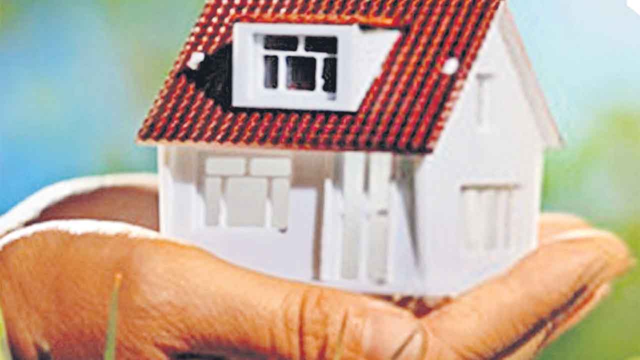 హైదరాబాద్‌ ఇండ్లు భళా