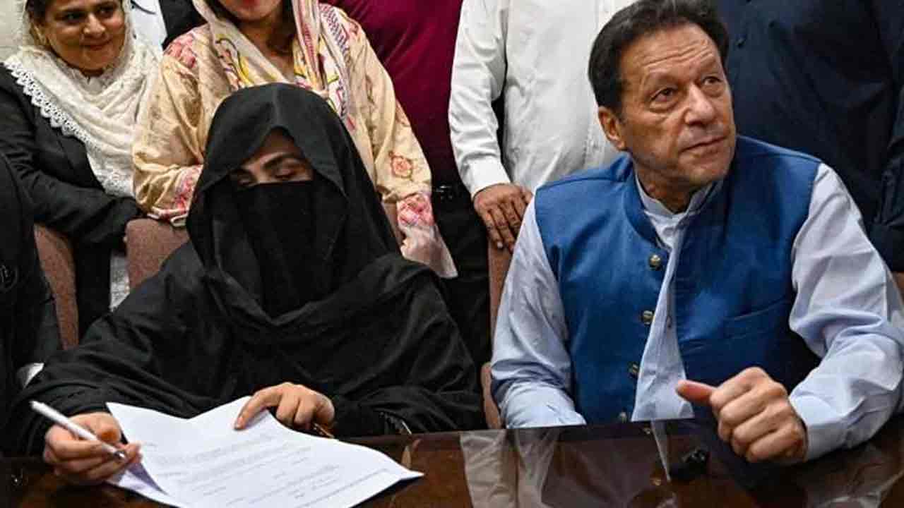 Imran Khan: తోషాకానా కేసులో ఇమ్రాన్ ఖాన్‌, ఆయ‌న భార్య‌కు 14 ఏళ్ల జైలుశిక్ష‌