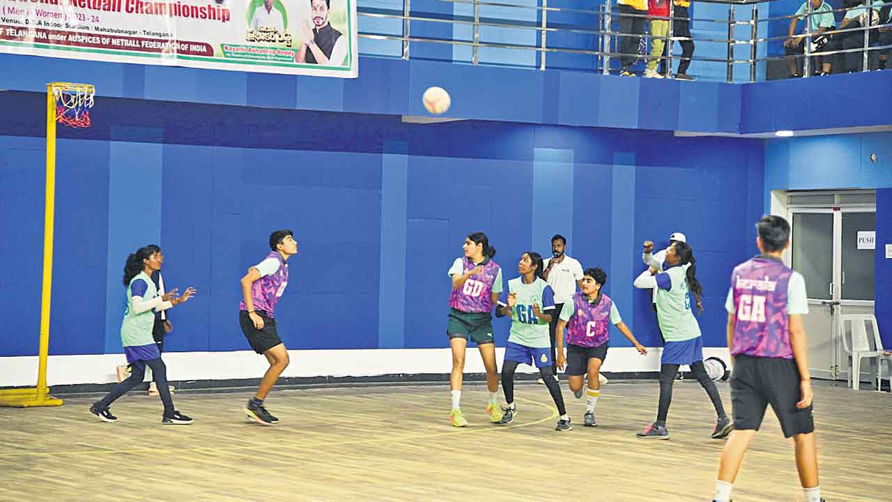 హోరాహోరీగా నెట్‌బాల్‌ టోర్నీ