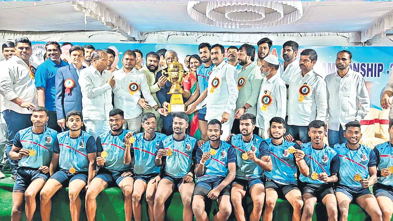 కబడ్డీ చాంప్స్‌ రంగారెడ్డి, నల్లగొండ