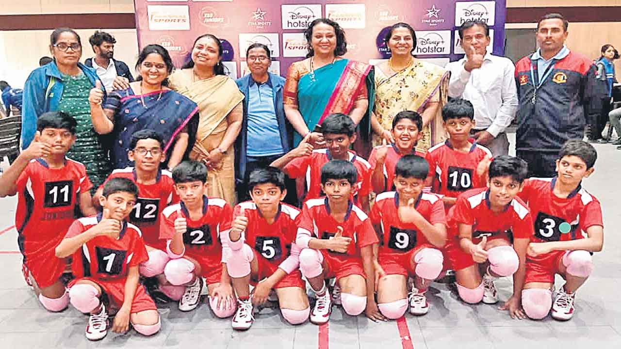 కేబీడీ సూపర్‌-8లో ఓబుల్‌రెడ్డి స్కూల్‌