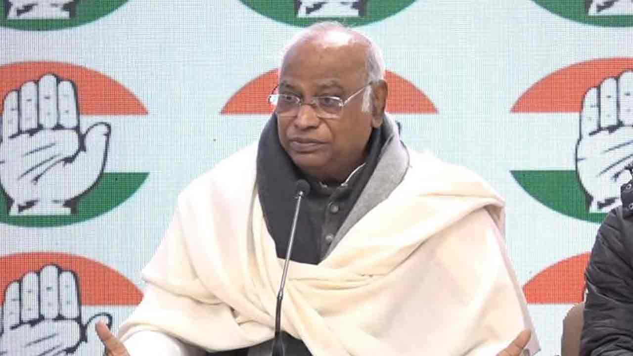 Mallikarjun Kharge: అయోధ్య ఆహ్వానం అందింది.. త్వ‌ర‌లో నిర్ణ‌యం తీసుకుంటాం : మ‌ల్లిఖార్జున్ ఖ‌ర్గే