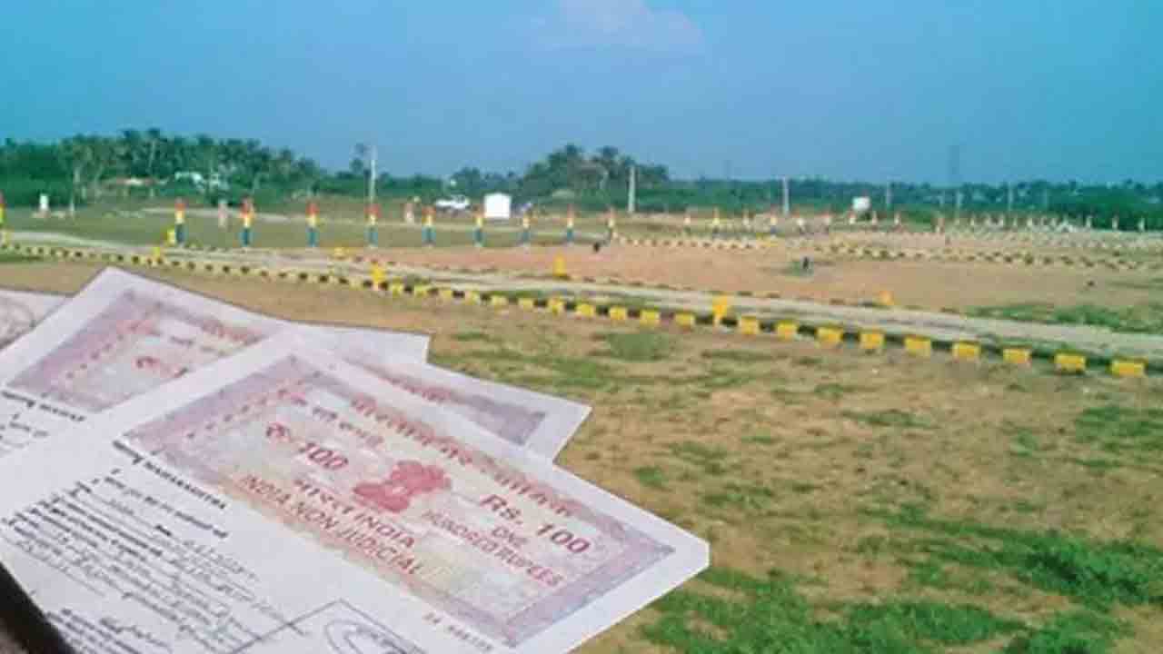 Hyderabad | దొంగ రిజిస్ట్రేషన్‌కు వెళ్లి దొరికిండ్రు! ల్యాండ్‌ మాఫియా గుట్టురట్టు చేసిన సబ్‌రిజిస్ట్రార్‌