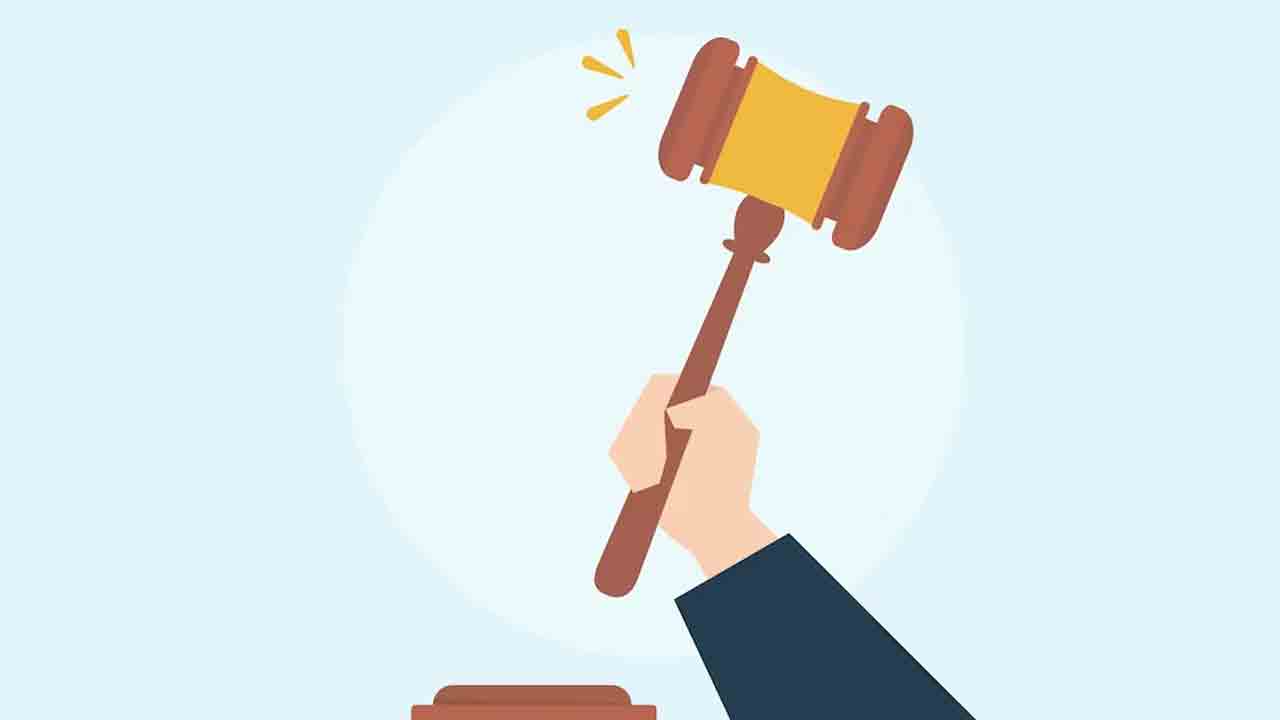 ప్రభుత్వ ఉద్యోగులు కోర్టులకు భౌతికంగా హాజరుకానక్కర్లేదు