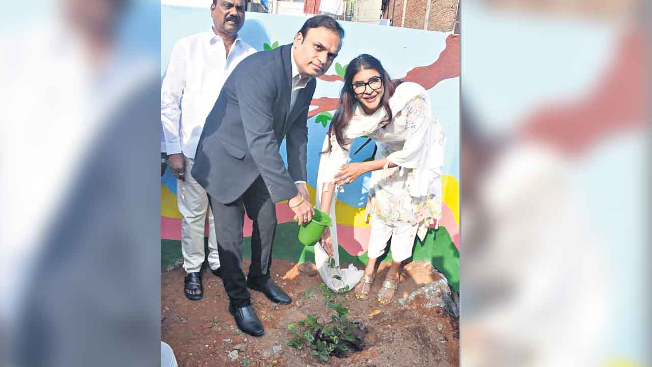 పారా అథ్లెట్లతో దేశానికి ఉజ్వల భవిష్యత్‌